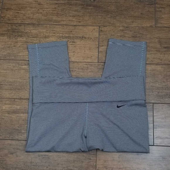 Nike Pants - Nike Dri-Fit Black White Stripe Capri
